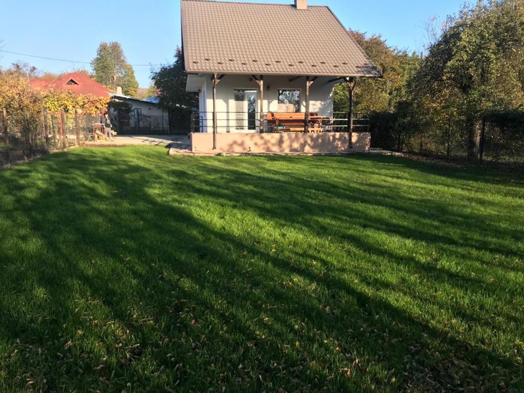 Green Nest Băneşti エクステリア 写真